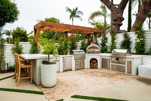 RTA - Mike Pyle Outdoor Kitchen-1