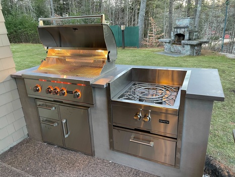 linear grill island with power burner and combo storage in modern concrete industrail-2