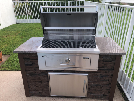 linear charcoal grill island in stacked stone terra-2